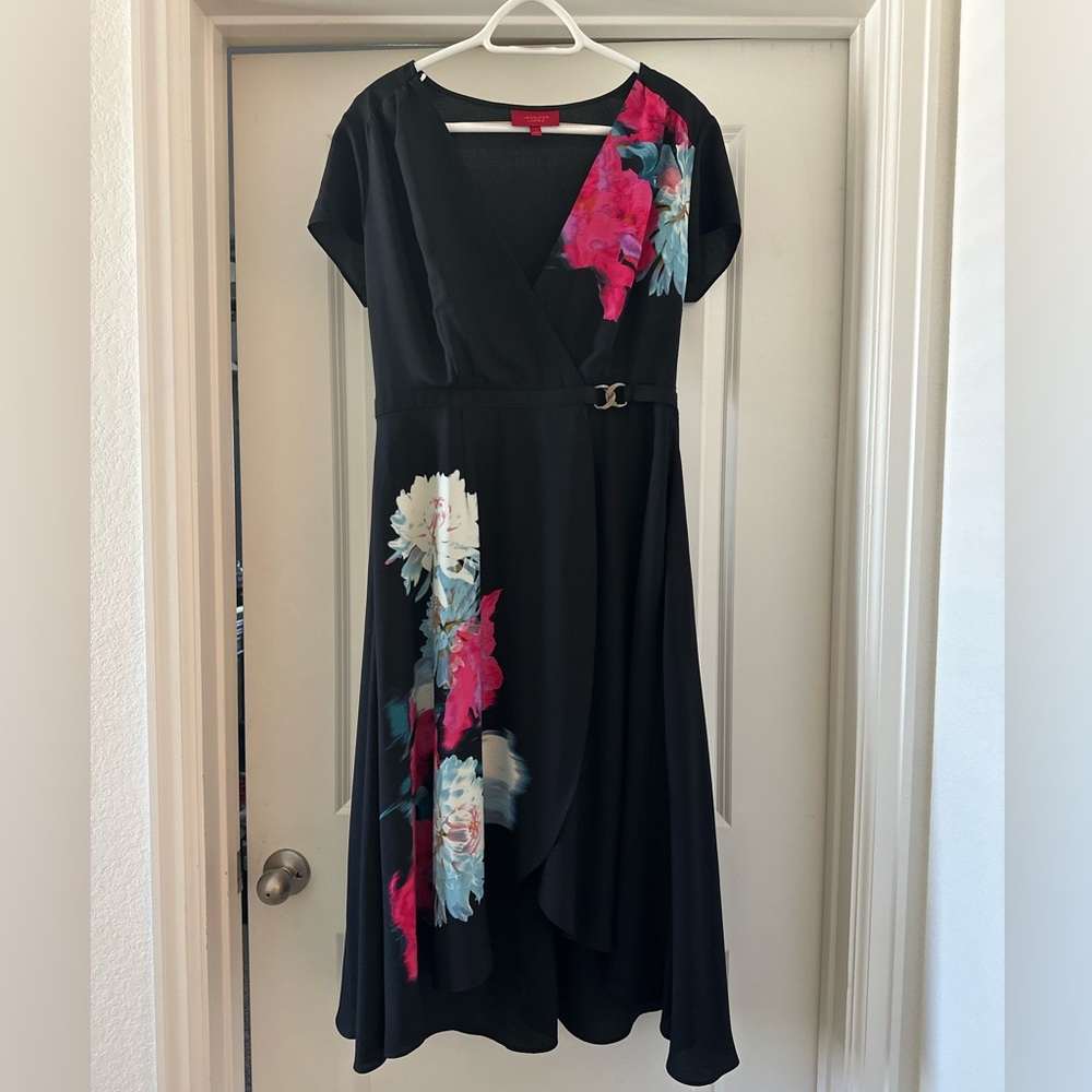 Jennifer Lopez Black Crepe Flowing Dress